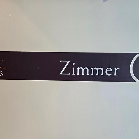 Pension Gp3, Zimmer Mit Kochnische Und Duschbad Vor Den Toren Berlins Dallgow-Doeberitz Eksteriør billede